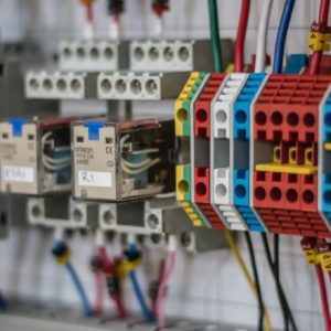 Fuses and Circuit Breakers (A8008)